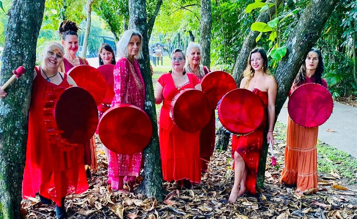 Sanctuary Of The Red Drum Carriers ( Maleny Sunshine Coast)