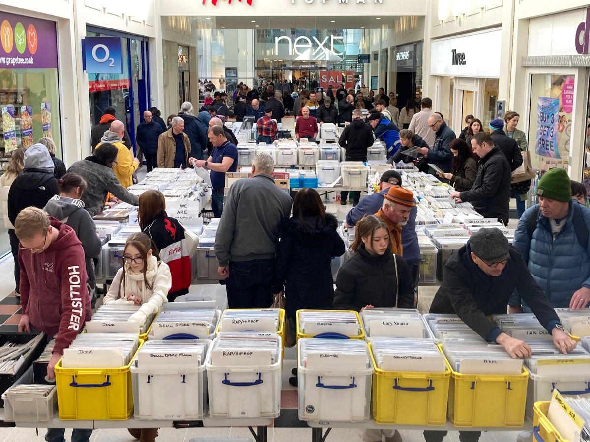 LINCOLN Waterside Shopping Centre Record Fair Sat, 18th &Sun 19th Jan 9.30-5.30pm LN2 1AP FREE ENTRY