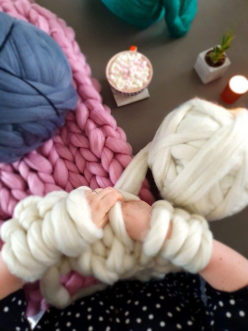 Arm Knitting a Throw - Crafting with Cocktails