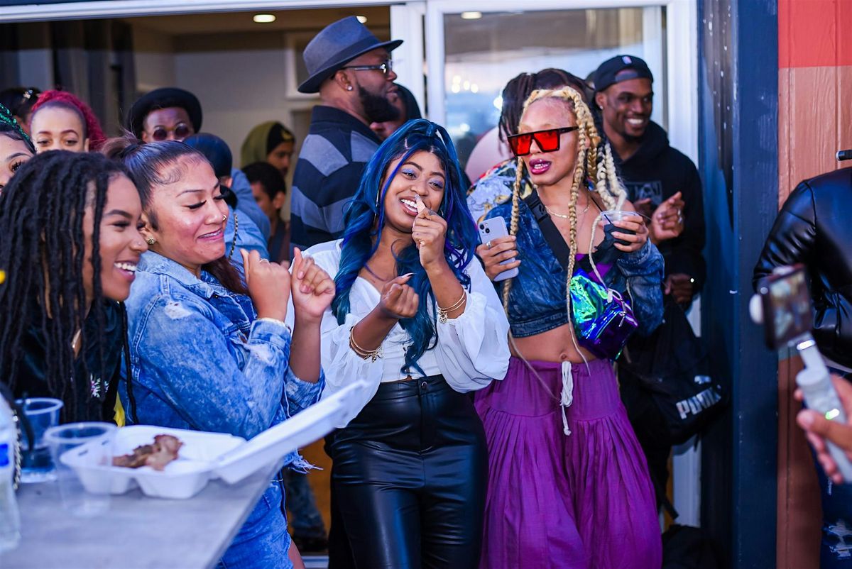 Open Mic: The Poetry Lounge