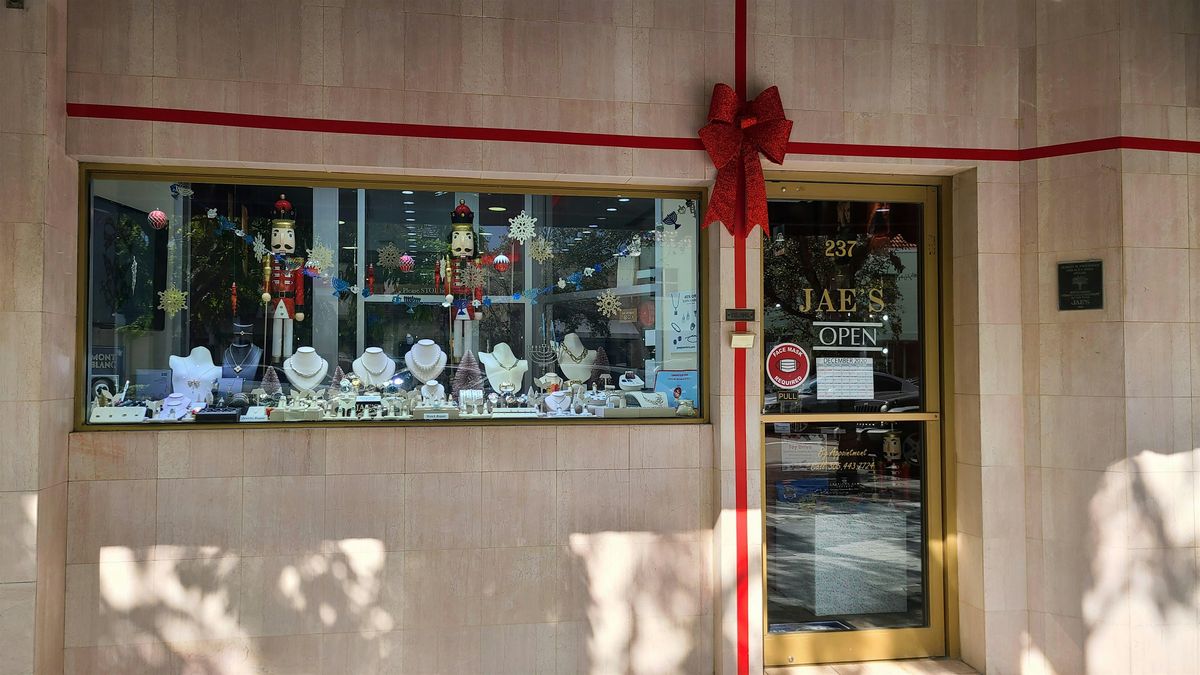 Jae's Jewelers' Holiday Party