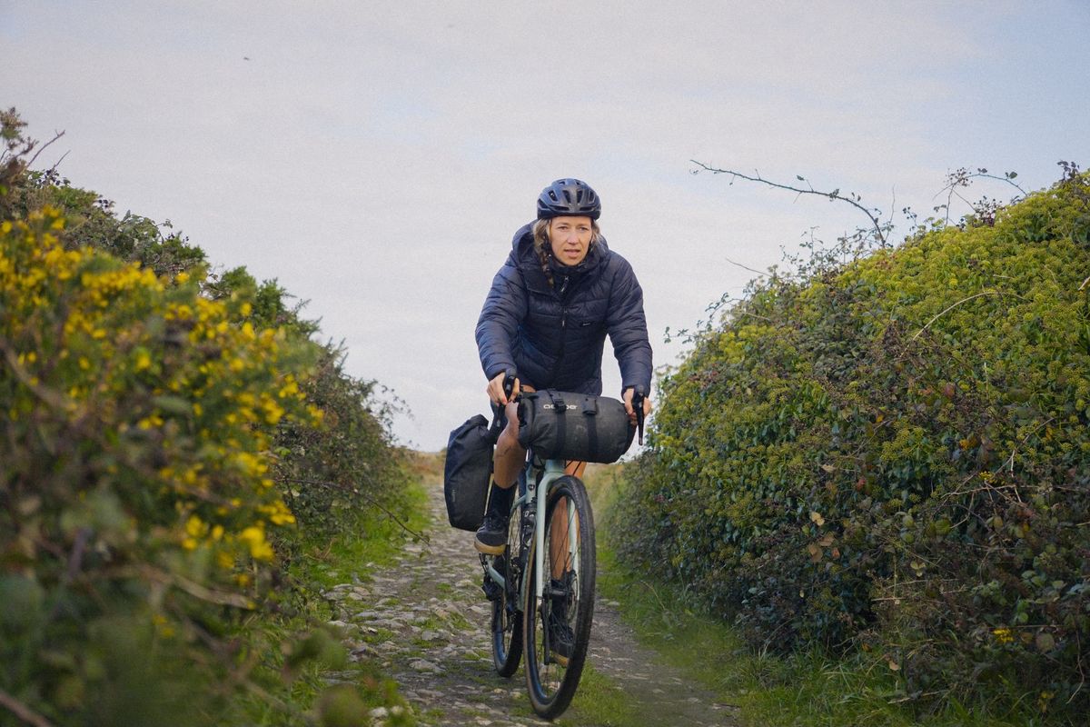 Saddle to Sea - My 3,500 mile journey around the coast of Britain by Kate Roberts