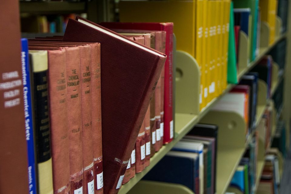 Conducting Business Research, Purdue Fort Wayne Library, 12 October 2022