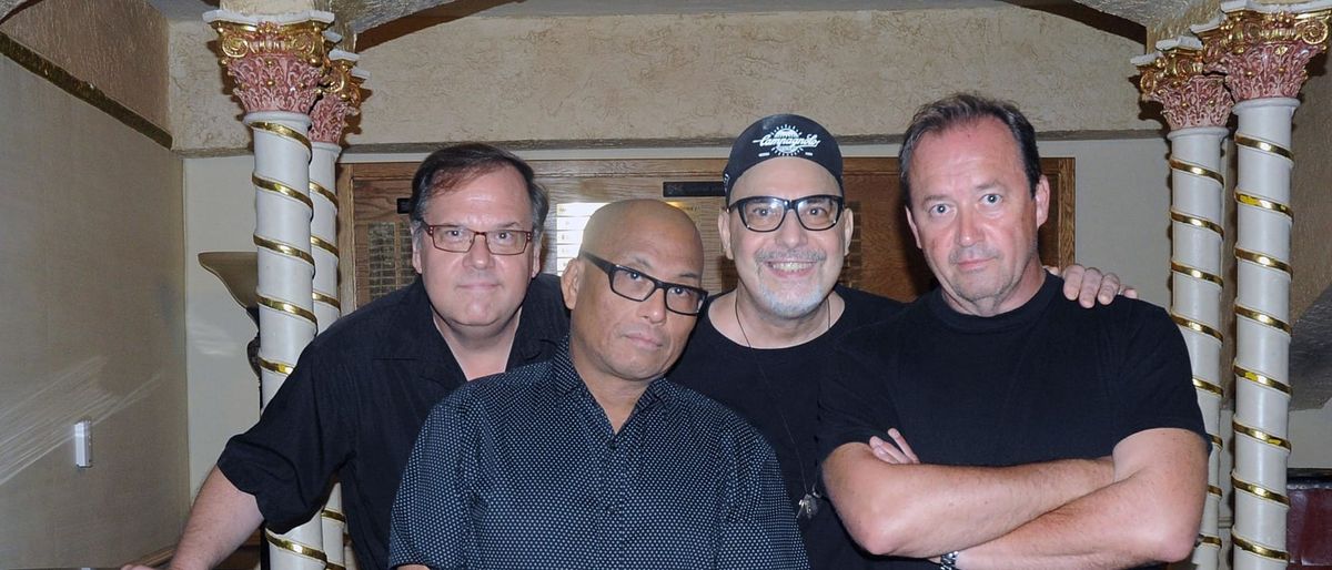 The Smithereens (21+)