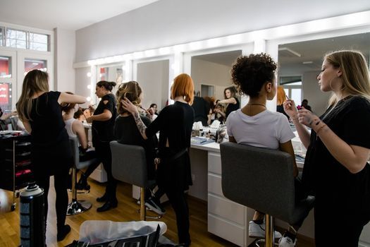 Make-up Artist Ausbildung by Visagistik Professionell