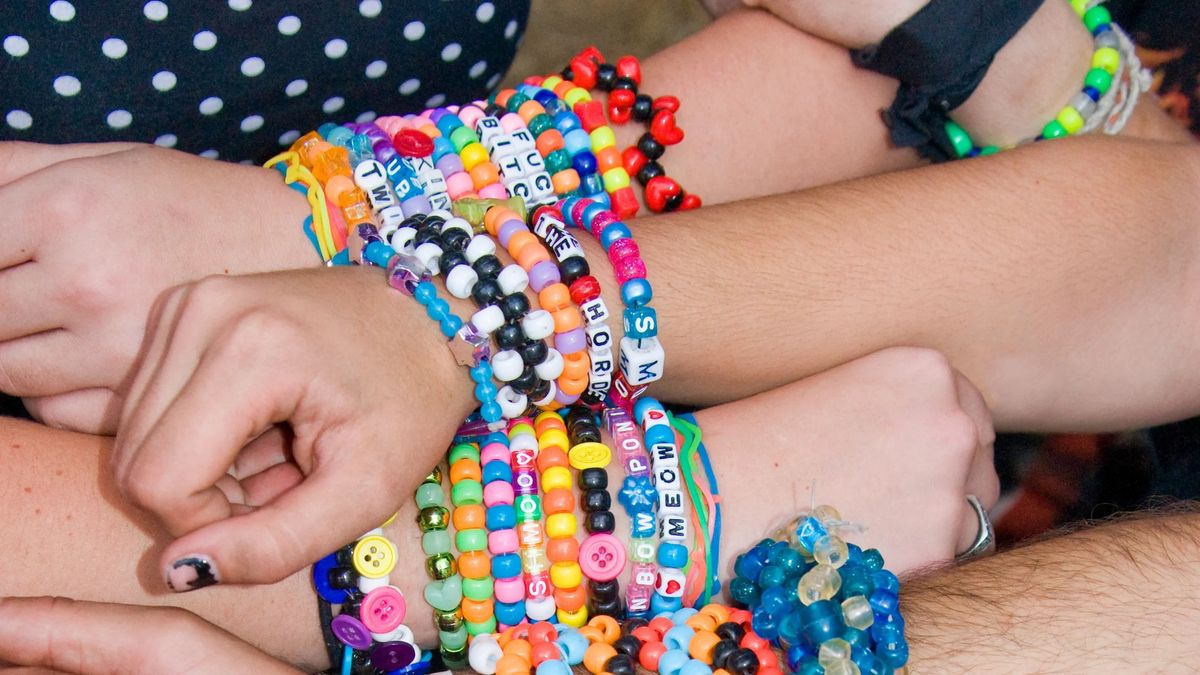 Friendship Bracelets 