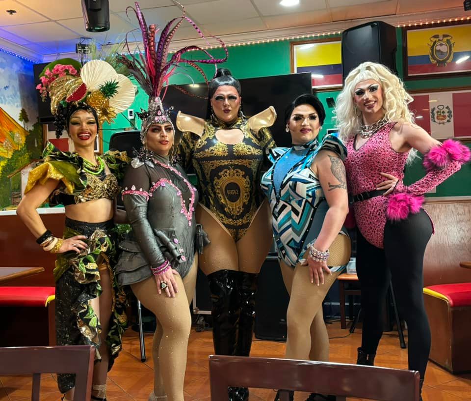 Sixx Cool Moms Drag Brunch!!!!