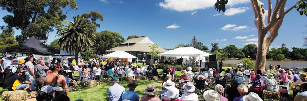 Bendigo Australia Day Celebrations at Lake Weeroona