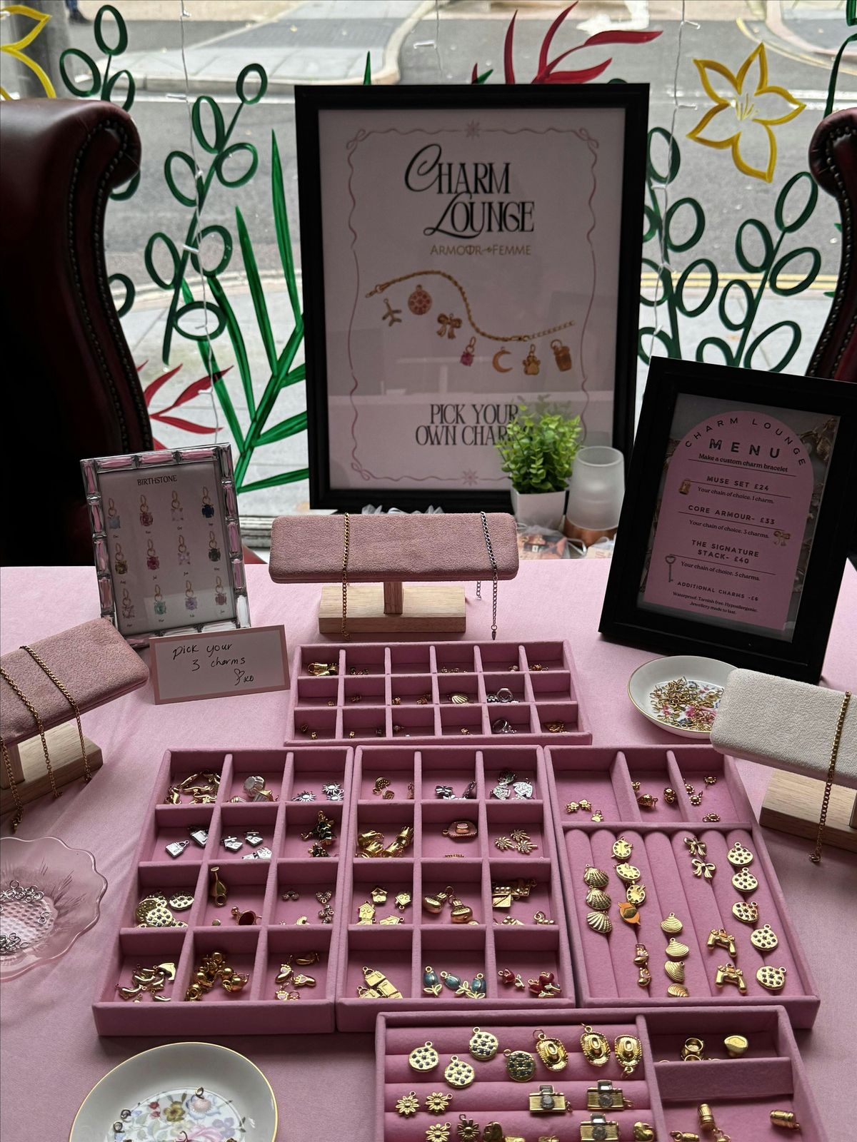 AN EVENING OF FESTIVE CRAFT & CREATIVITY - BESPOKE CHARM BRACELET WORKSHOP