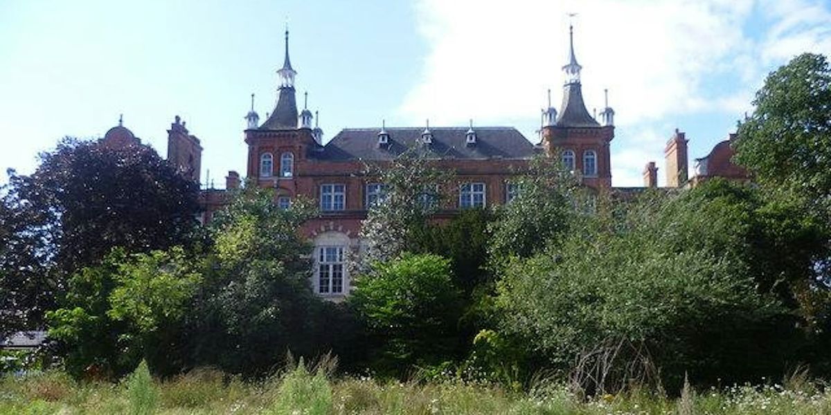 Walking Tour - The Minet Estate - A Walk Around Loughborough Junction