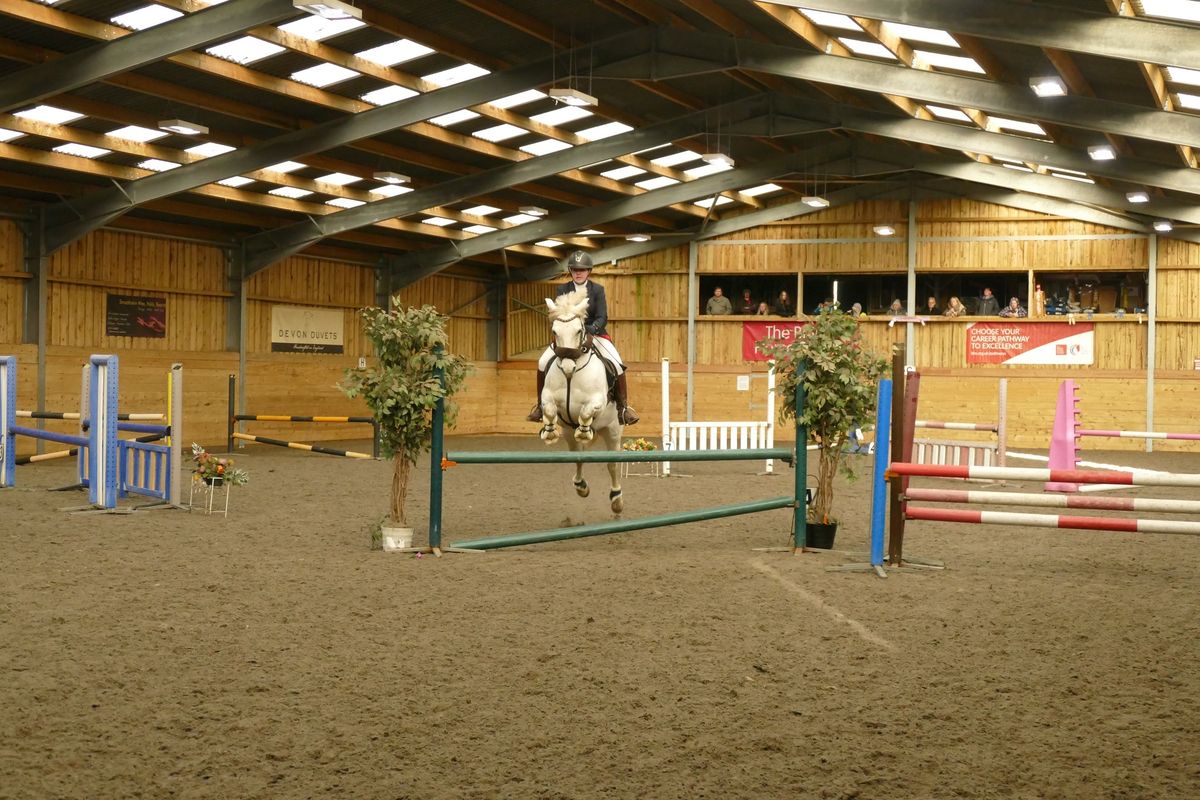 Unaffiliated Showjumping