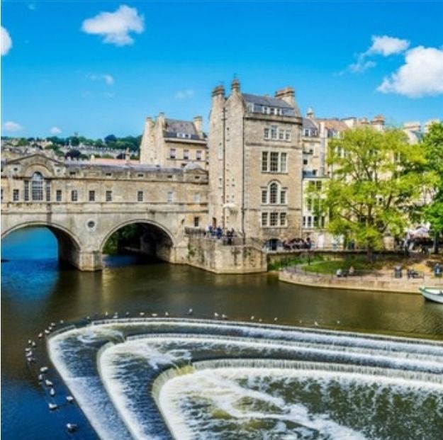 COACH DAY TRIP TO TYNTESFIELD HOUSE & CITY OF BATH