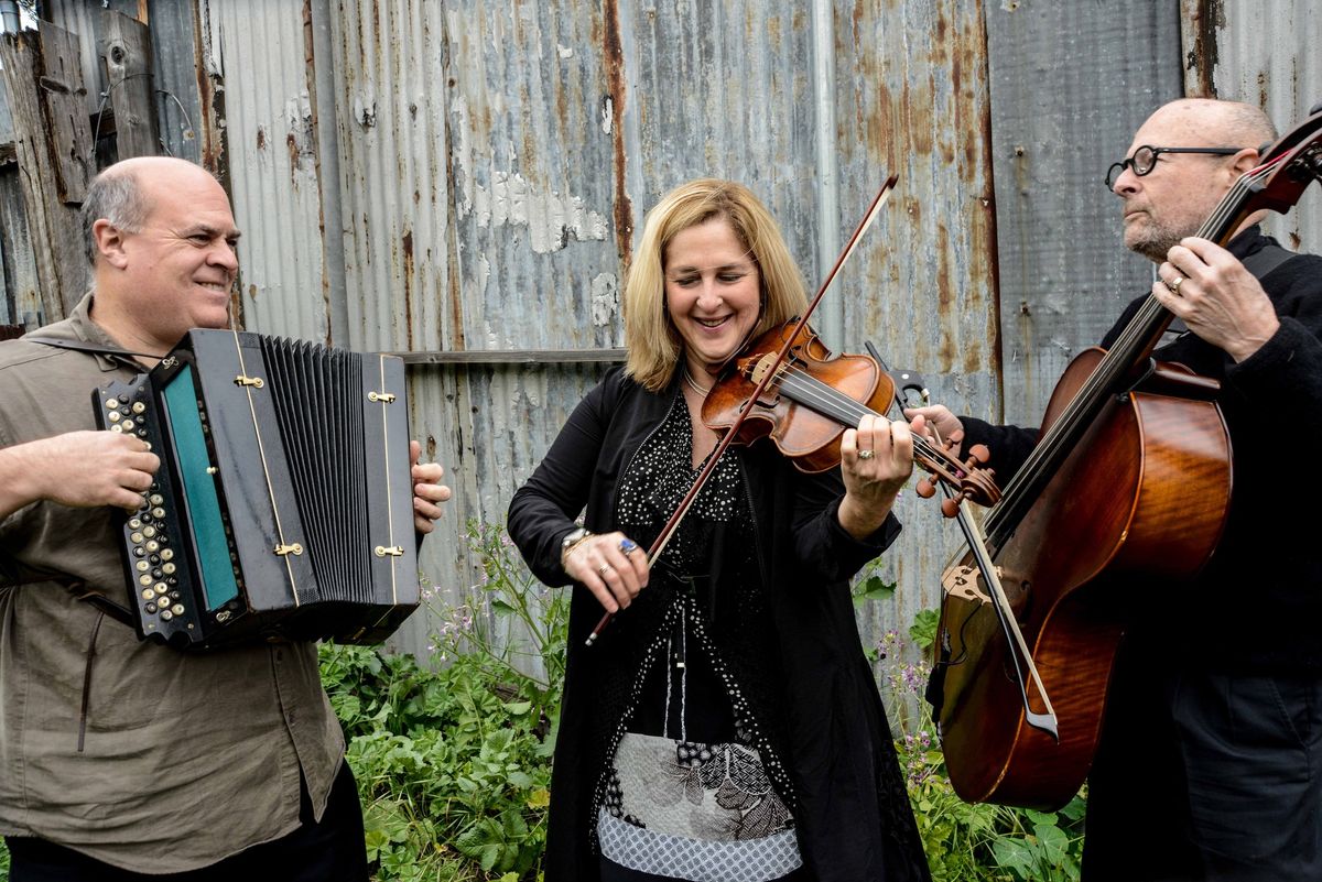 Veretski Pass Klezmer Trio: 22 Years of Favorites!