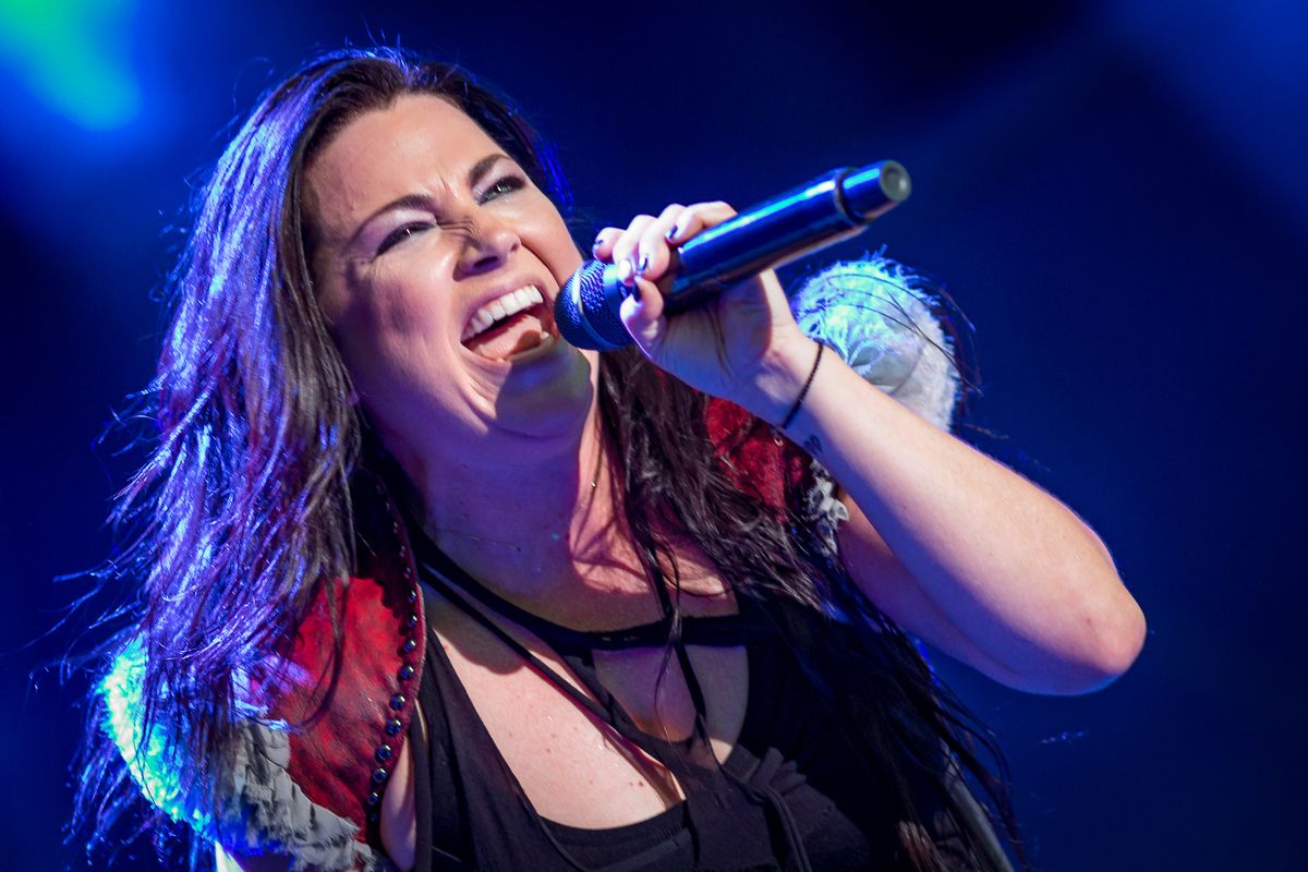 Evanescence, Halestorm & The Warning