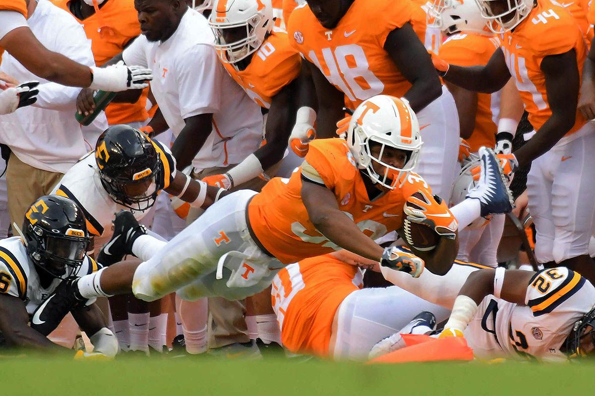 ETSU Buccaneers at Tennessee Vols Football at Neyland Stadium