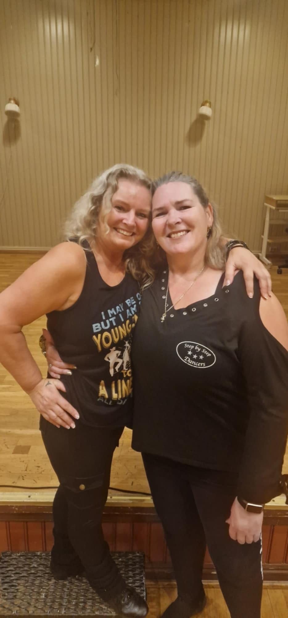 S\u00f8ndagslinedance med Heidi Brenden Og Yvonne Sevre\ud83d\ude0a