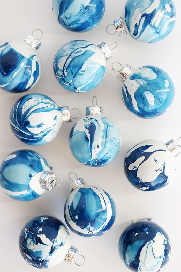 POUR PAINTING- Ornaments