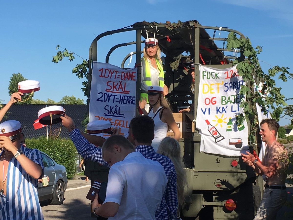 Studenterk\u00f8rsel med 3Z Frederiksberg Gymnasium i 2025