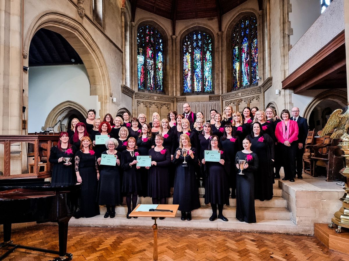 Decibelles in Concert at St Edmundsbury Cathedral 