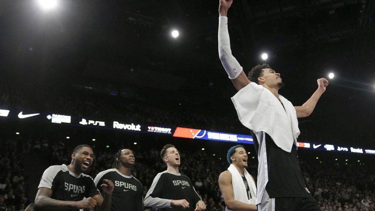 San Antonio Spurs at Indiana Pacers
