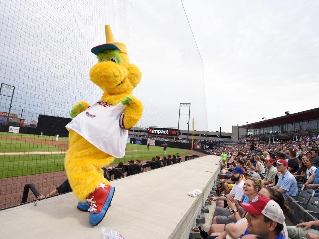 Sioux Falls Canaries at Chicago Dogs at Impact Field