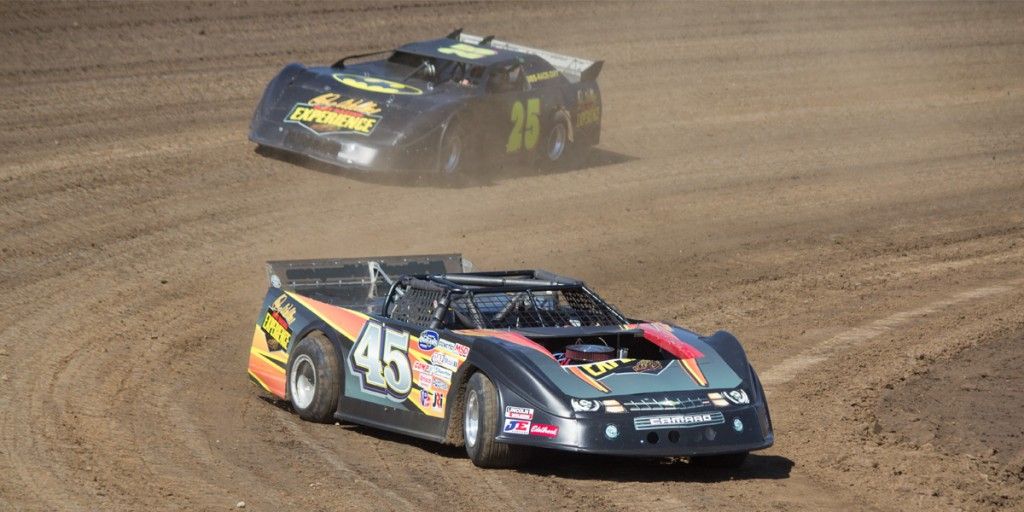 Race on Dirt Experience at Lakeside Speedway!