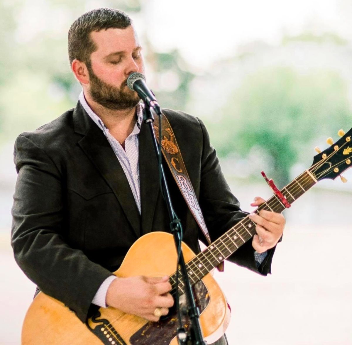 Cody Ray Henry Acoustic: Live at The Bunker Ice House