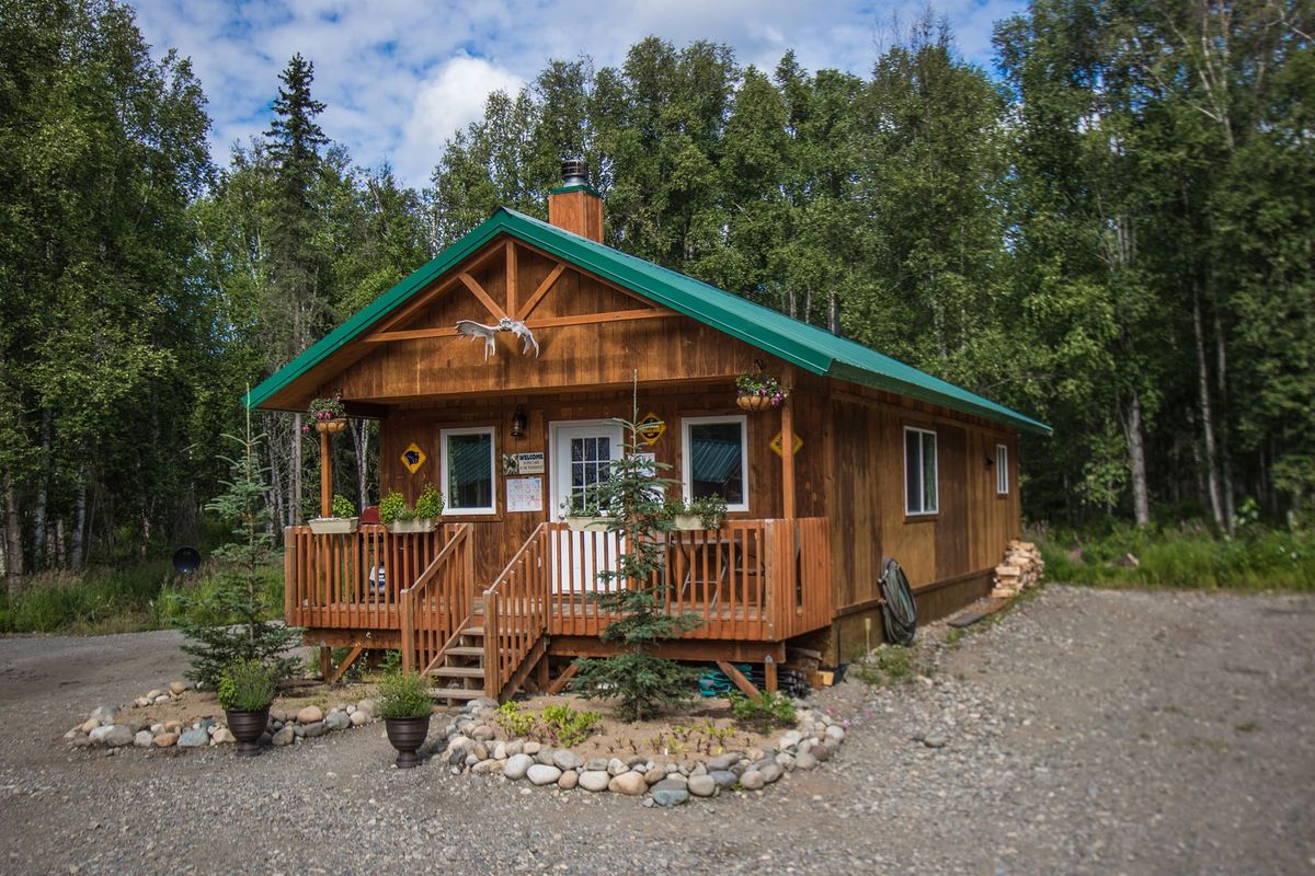 Experience Talkeetna Wilderness Lodge and Cabin Rentals