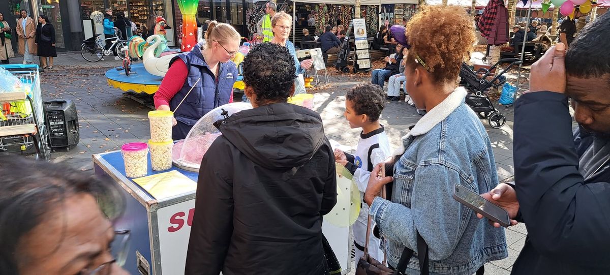 BRADERIE Stadsplein centrum Amstelveen