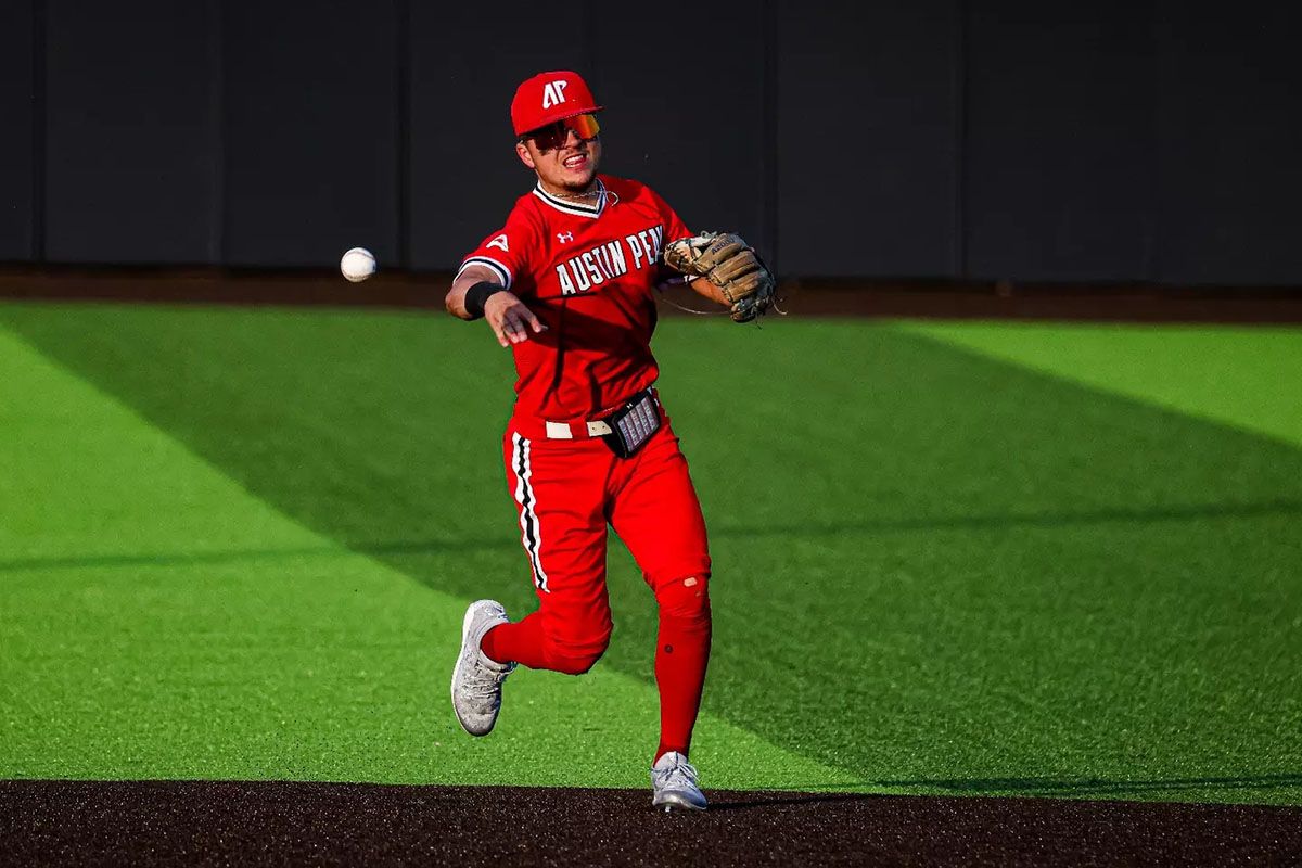 Parking Lipscomb Bisons at Bellarmine Knights Mens Basketball