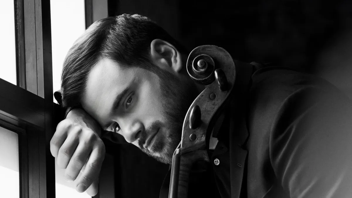 HAUSER in London