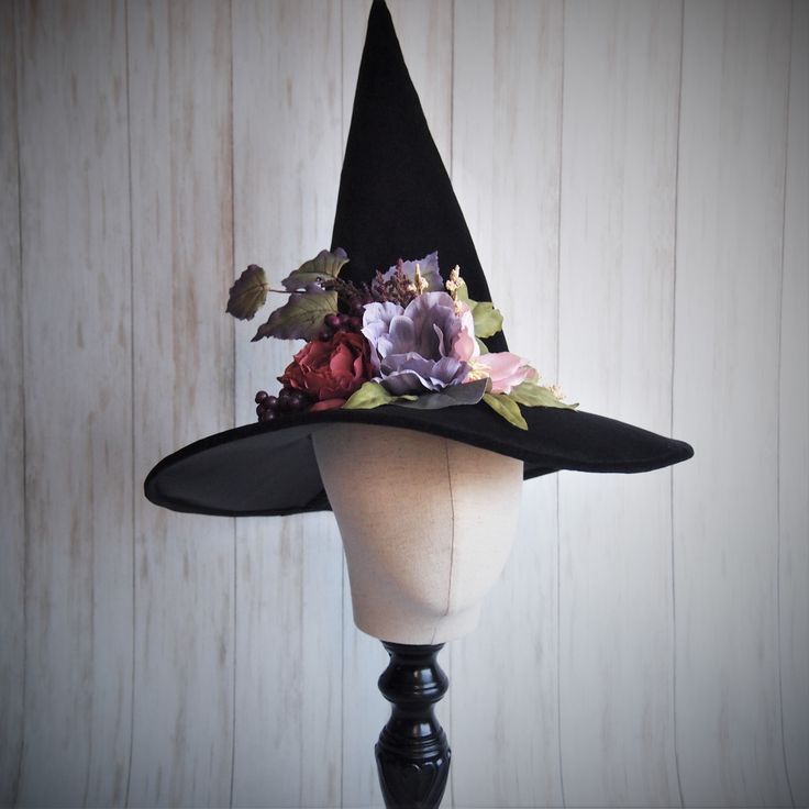 Making Spring Witch Hats (Witchy Wednesday)