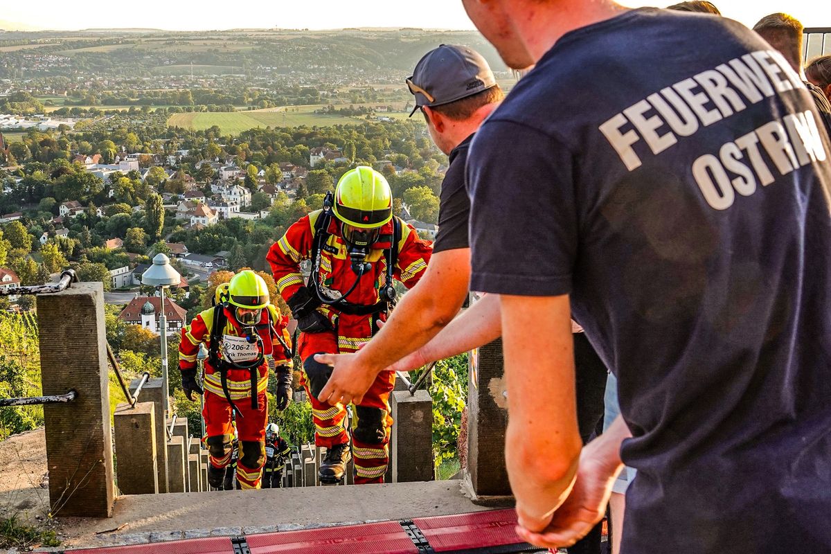 2. Treppenlauf f\u00fcr Feuerwehrleute \ud83d\udc68\ud83c\udffb\u200d\ud83d\ude92 \ud83d\udc69\ud83c\udffb\u200d\ud83d\ude92