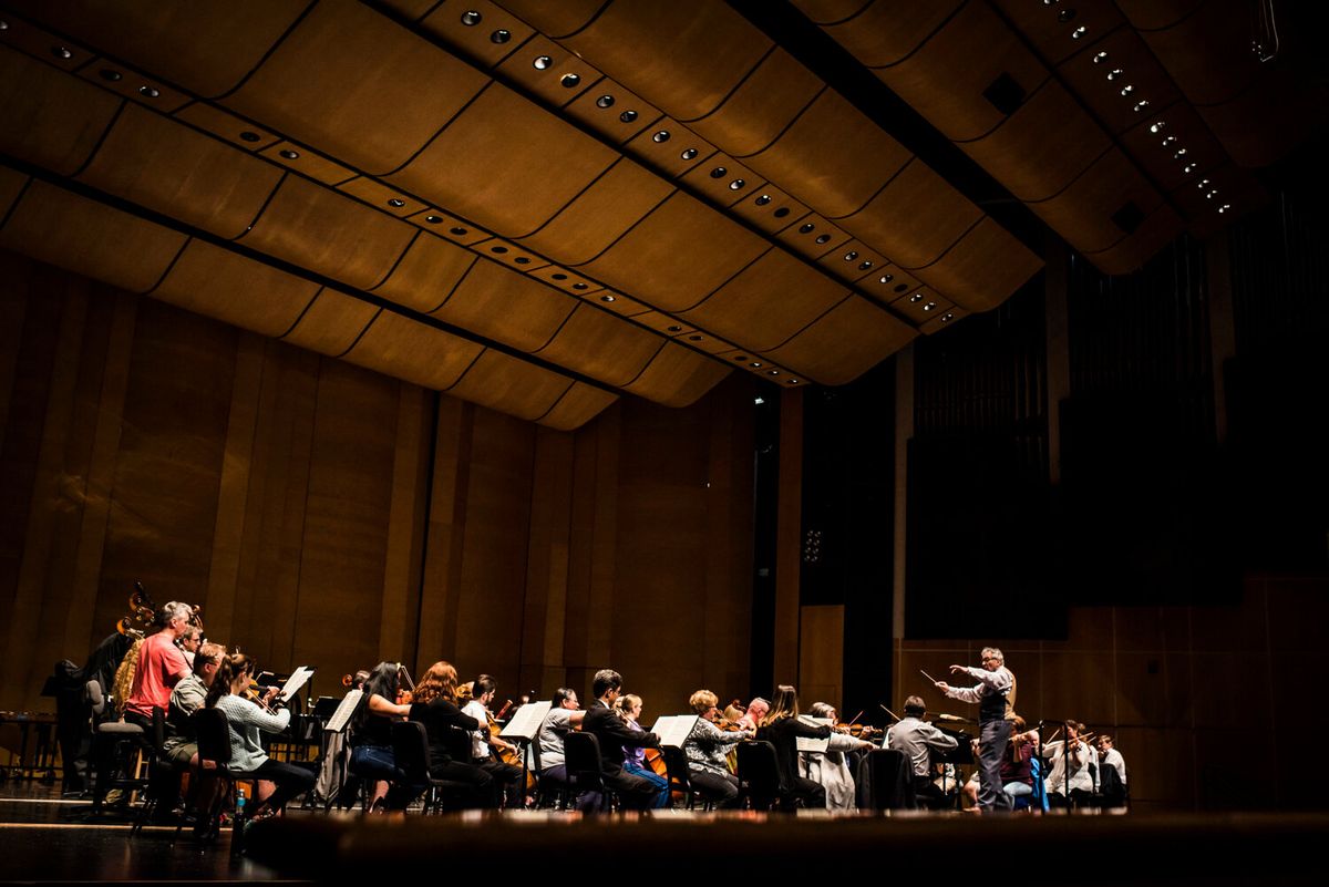 Legends: The Symphonic Sounds of Earth  Wind and Fire with The Urban Arts Orchestra