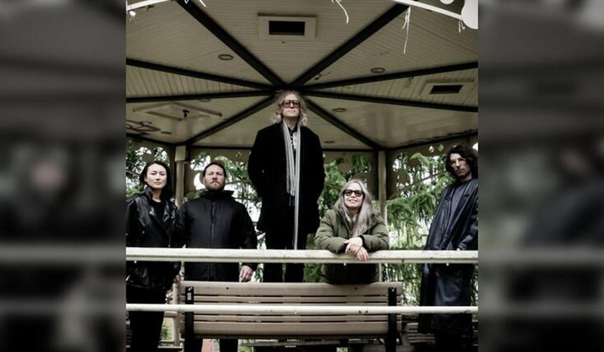 Parking The Besnard Lakes