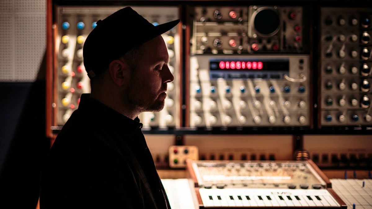 DJ Shadow