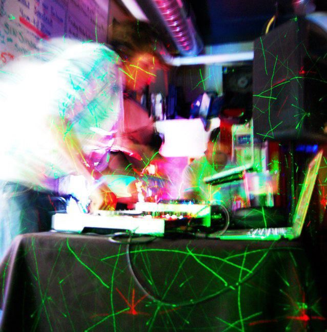 DJ SKETCH DANCE PARTY@ PEARL MOON