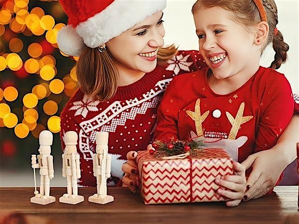Christmas Movie Night & Arts And Crafts For Kids