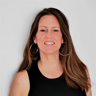 Sawsen Laouiti, Coach ACC & Artiste plasticienne