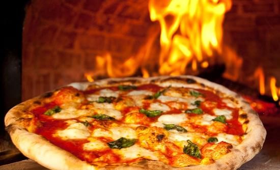 Wood Fired Pizza's Every Saturday