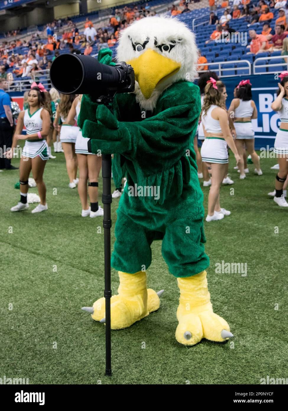 North Texas Mean Green vs. Texas San Antonio Roadrunners