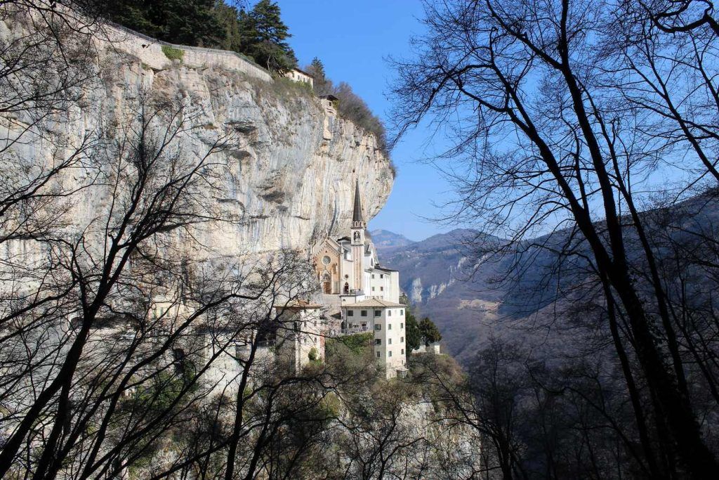 Madonna della Corona, ponte sospeso e Malga Orsa