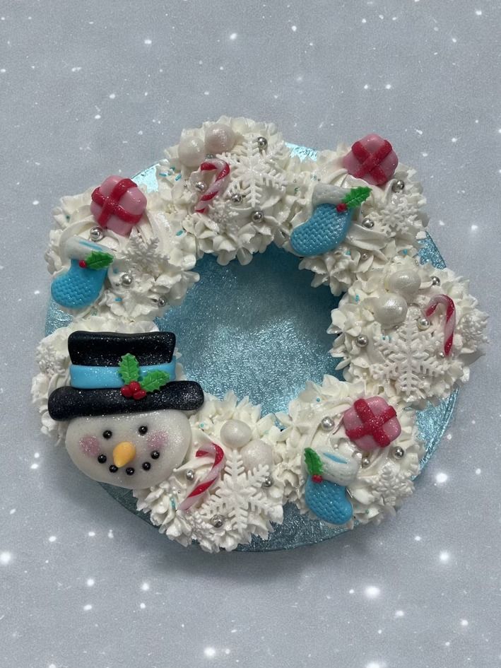 Snowman Wreath Cake