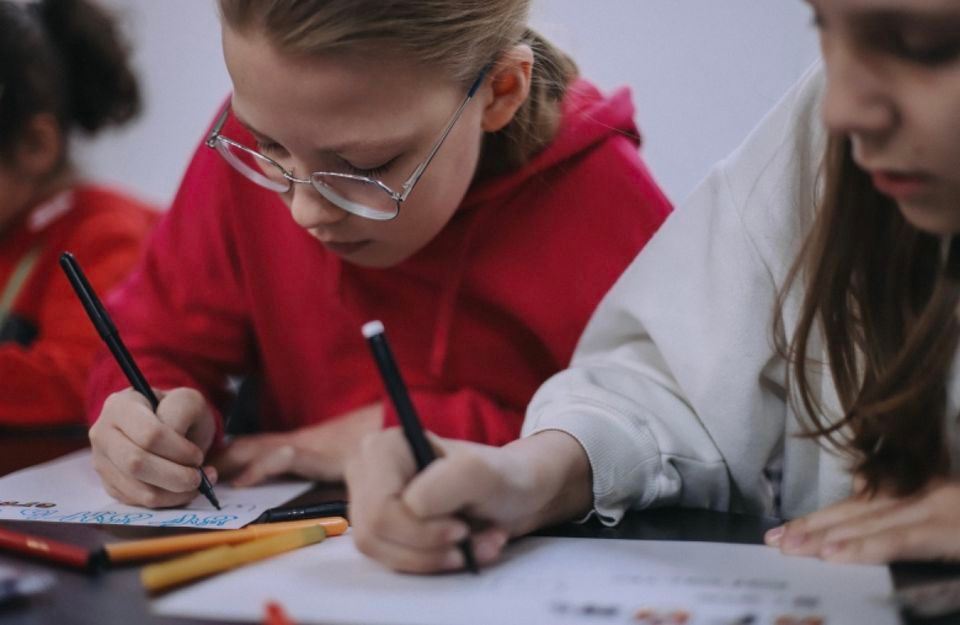 \u041b\u0435\u0422\u0443\u0447\u043a\u0430 \u0434\u043b\u044f \u043f\u043e\u0434\u0440\u043e\u0441\u0442\u043a\u043e\u0432 \u0441 \u041c\u0430\u0448\u0435\u0439 \u0416\u0430\u0432\u043e\u0440\u043e\u043d\u043a\u043e\u0432\u043e\u0439