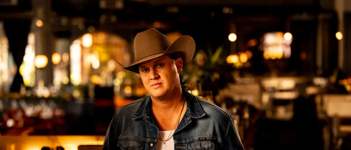 Jon Pardi, Jake Worthington, Colby Acuff in Council Bluffs