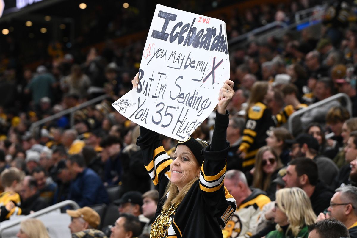 Boston Bruins at Ottawa Senators at Canadian Tire Centre