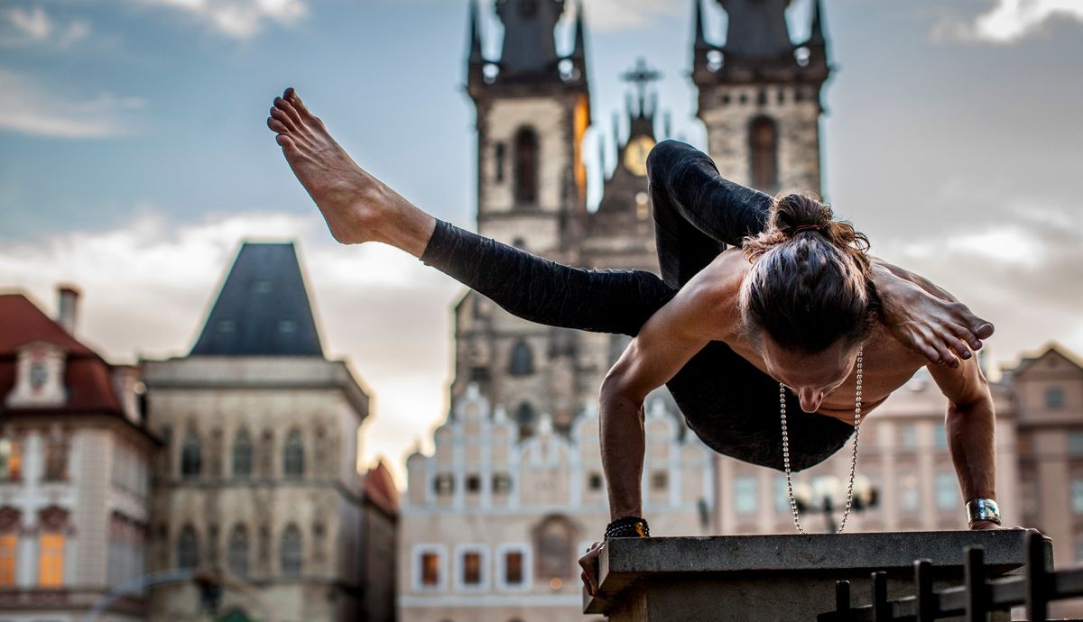 Ashtanga Curry with Bryce Delbridge