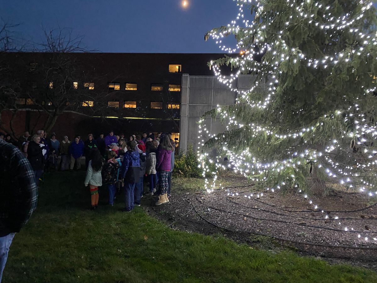 Community Holiday Tree Lighting