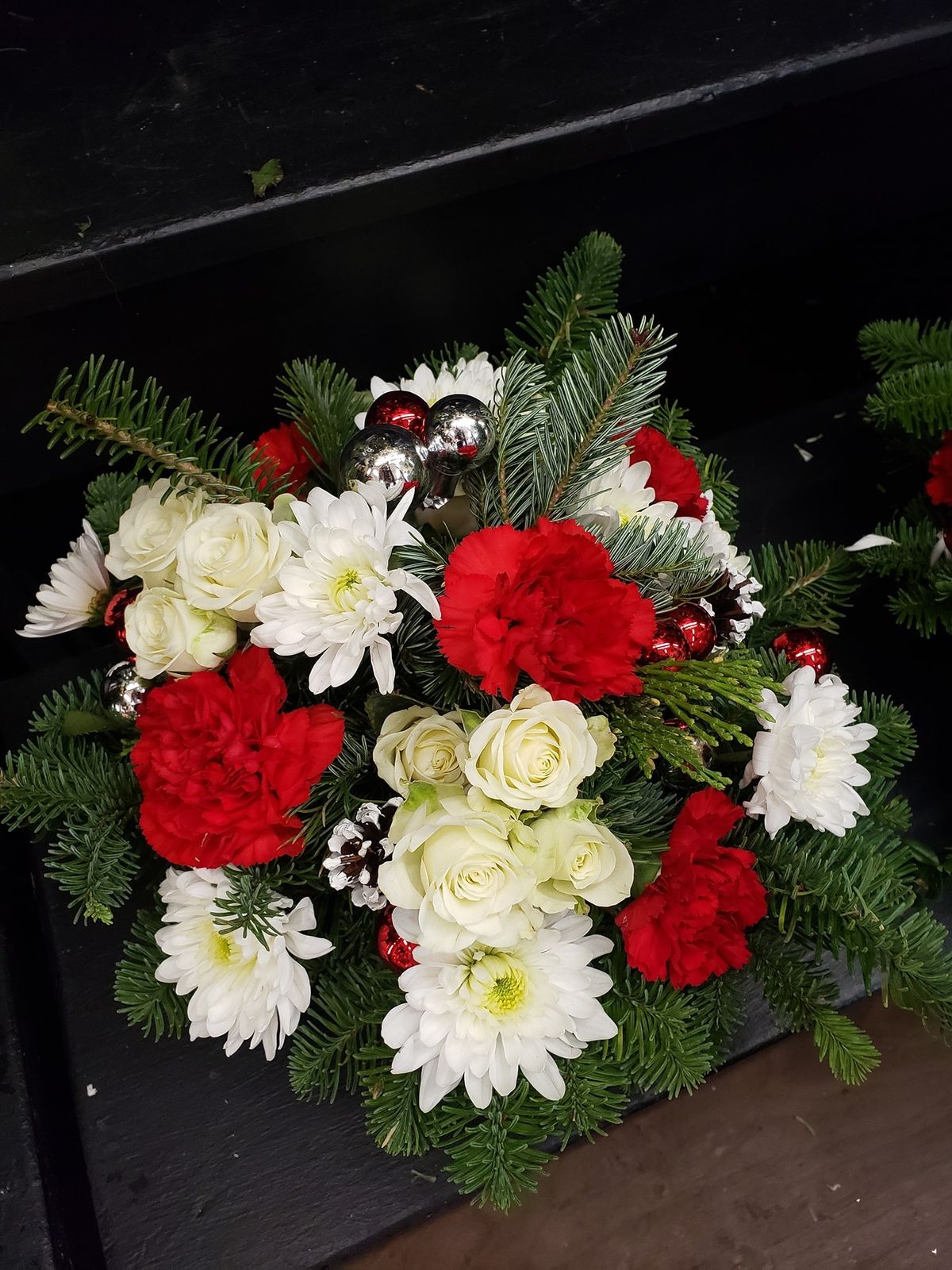 Holiday Floral Centerpiece Workshop