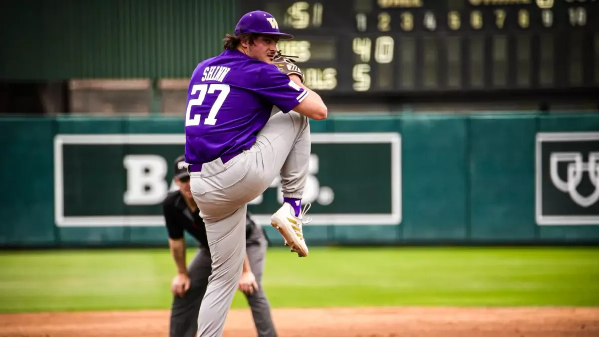 Washington Huskies at Oregon Ducks Baseball